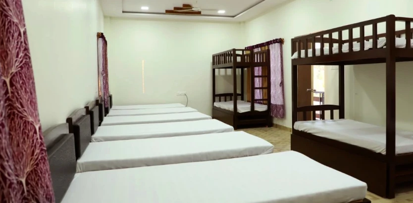 Mountain Hotel Book Tadoba